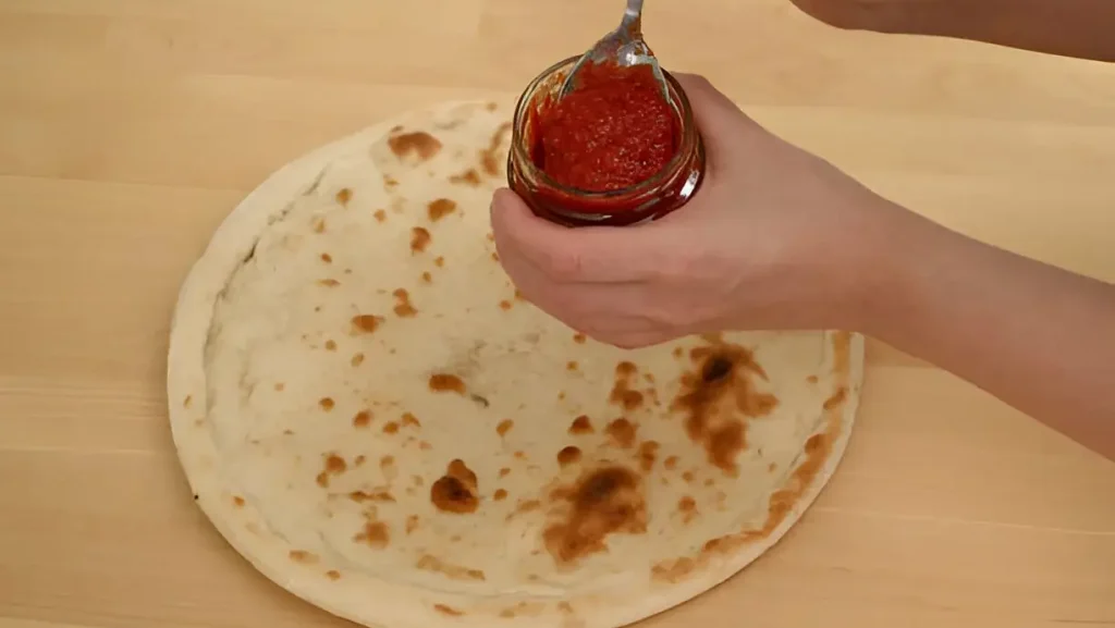 Nepotalian pizza sauce