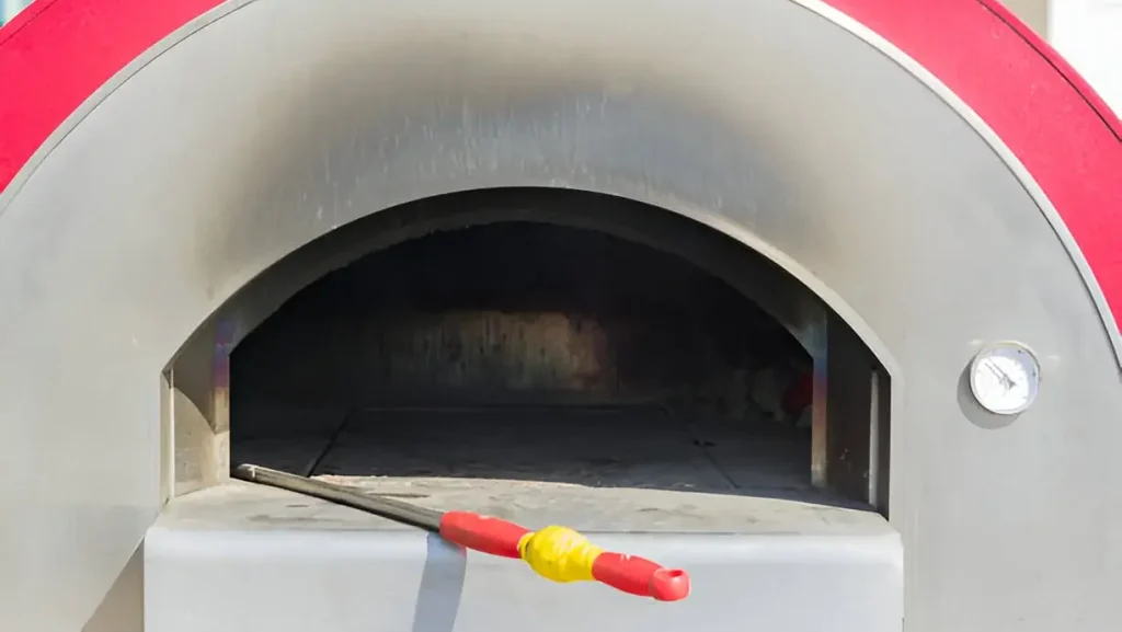 Remove ashes and derbis